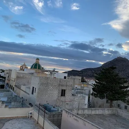 Appartamento Al centro del centro - Favignana Esterno foto